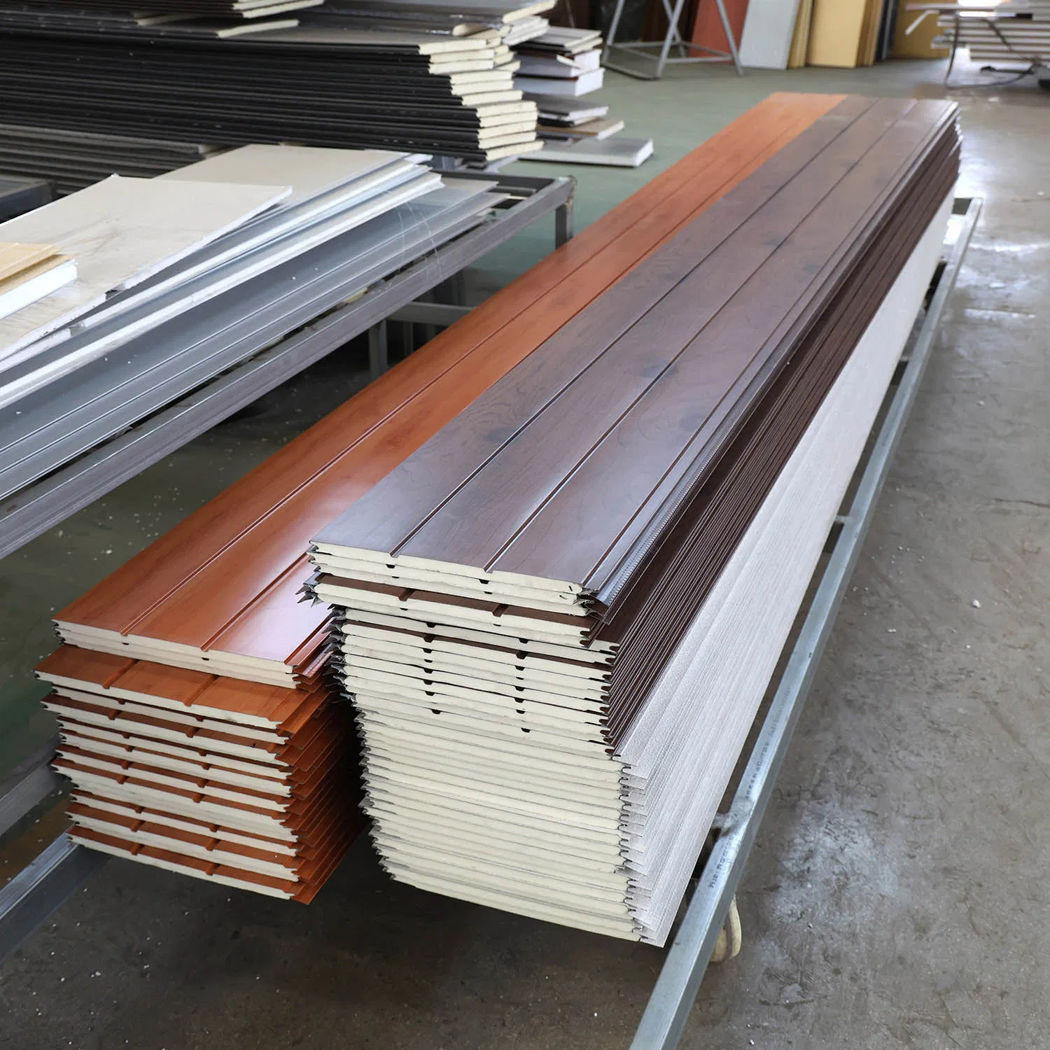 16mm 20mm Decorative PU Foam Sandwich Panel Insulated Metal Carved Exterior Wall Panel Sandwich