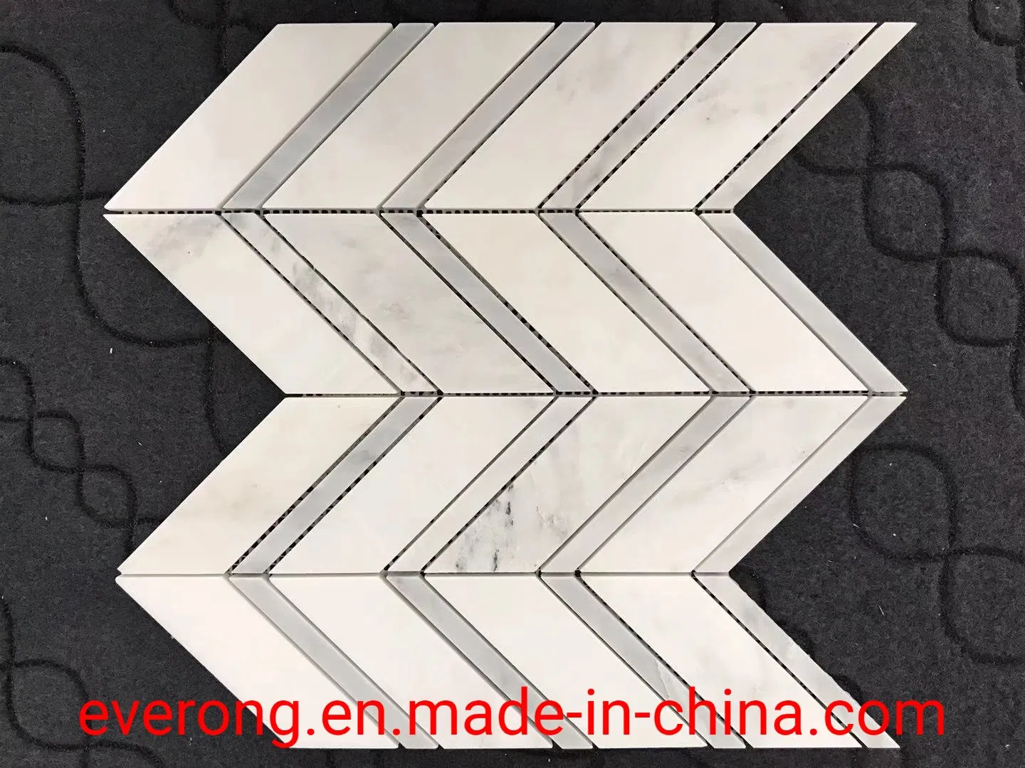China Mixed Marble Chevron Mosaic Tile for Kitchen Backsplash