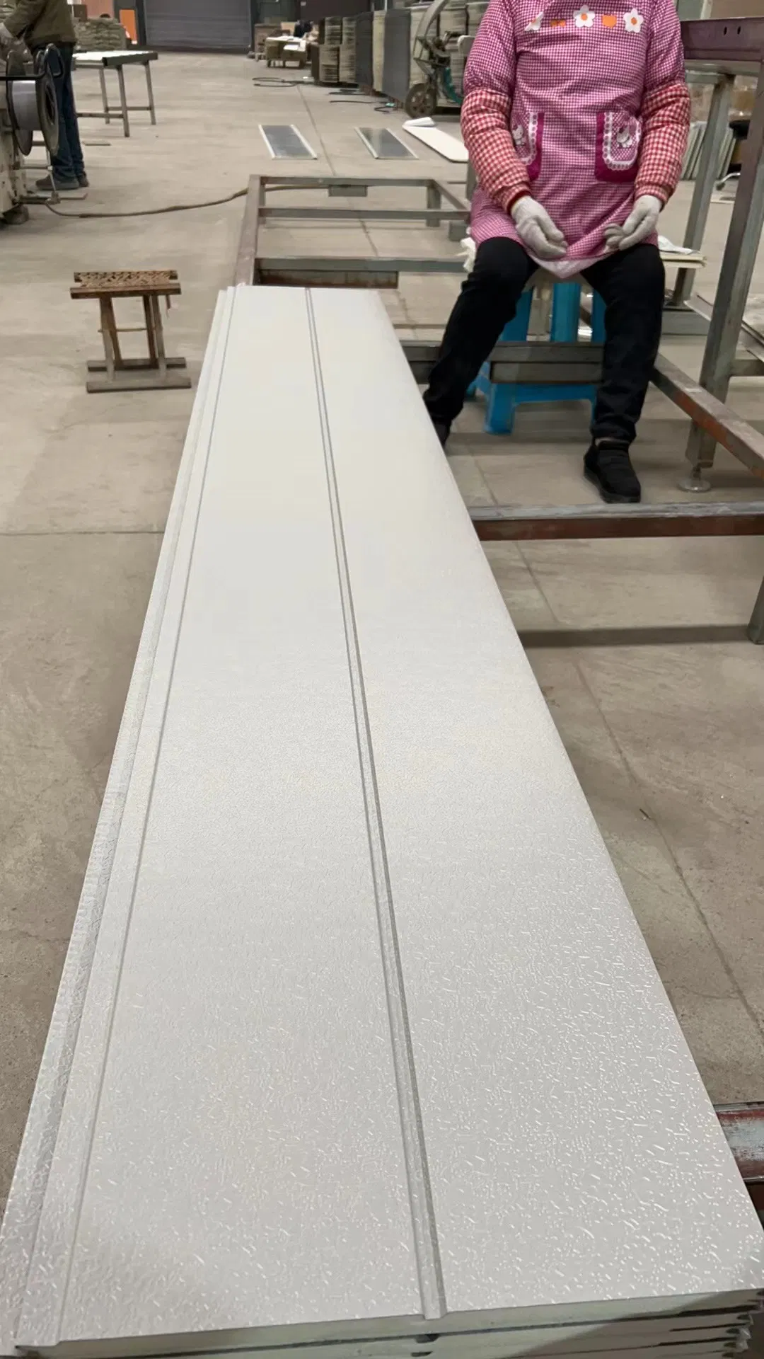 Decorative Insulation Polyurethane Foam Metal Carved Wall Panel Wall Claddings with Different Colors Water Proof