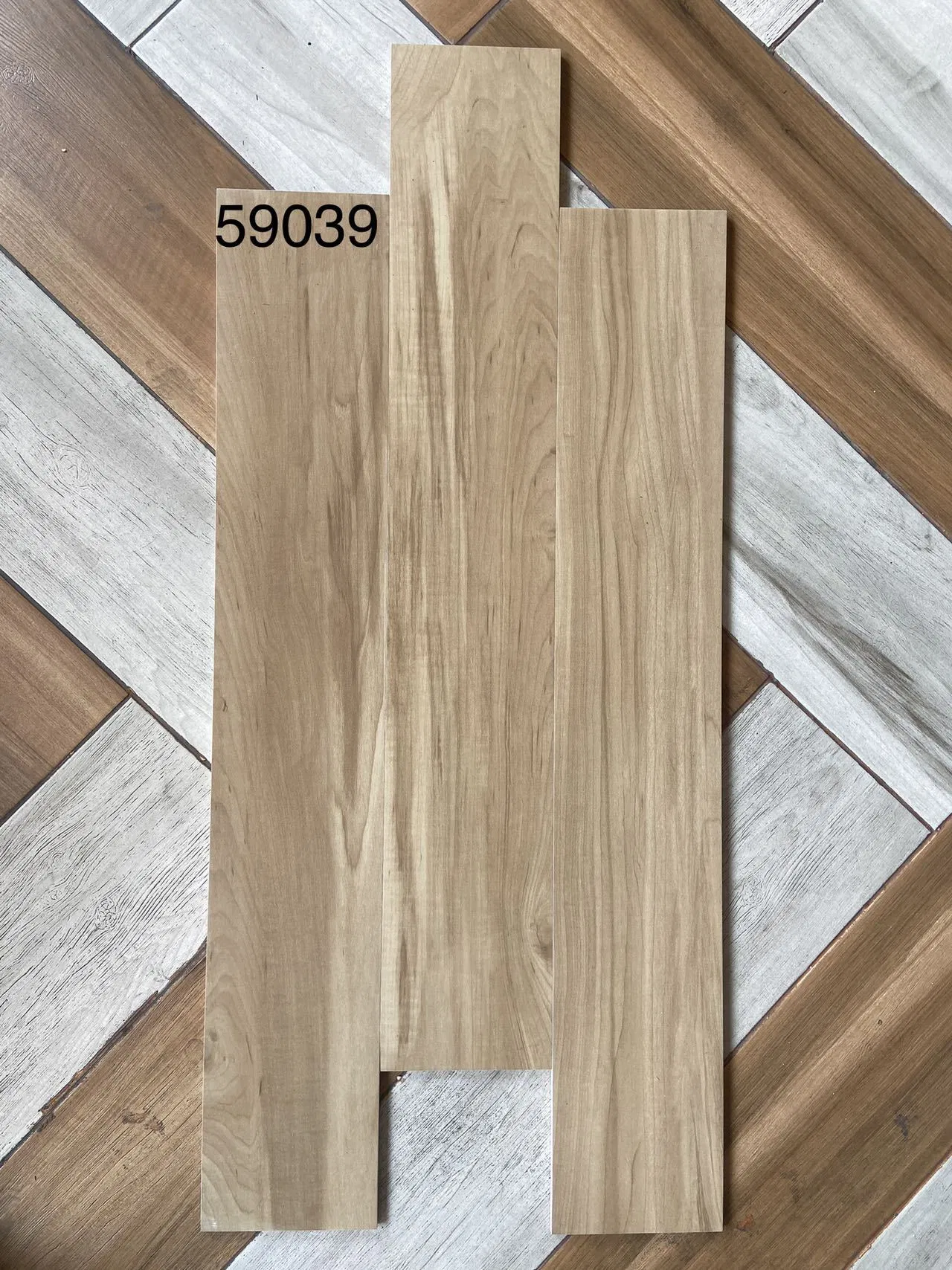 Building Materials Glazed Ceramic &nbsp;Indoor Taggered Wood Tile Pattern for Floor