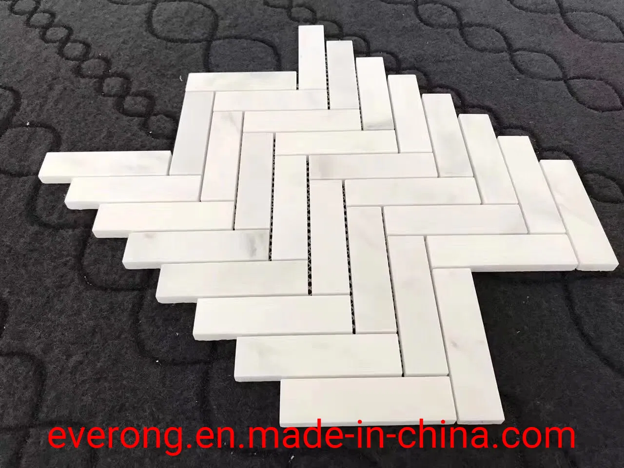 China Mixed Marble Chevron Mosaic Tile for Kitchen Backsplash