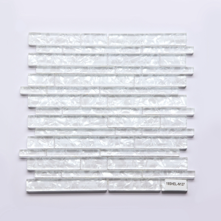 Bathroom and Kitchen Decoration Glass Mosaic Glossy Wall Decorative Luxury Decoration Glass Mosaic Tile