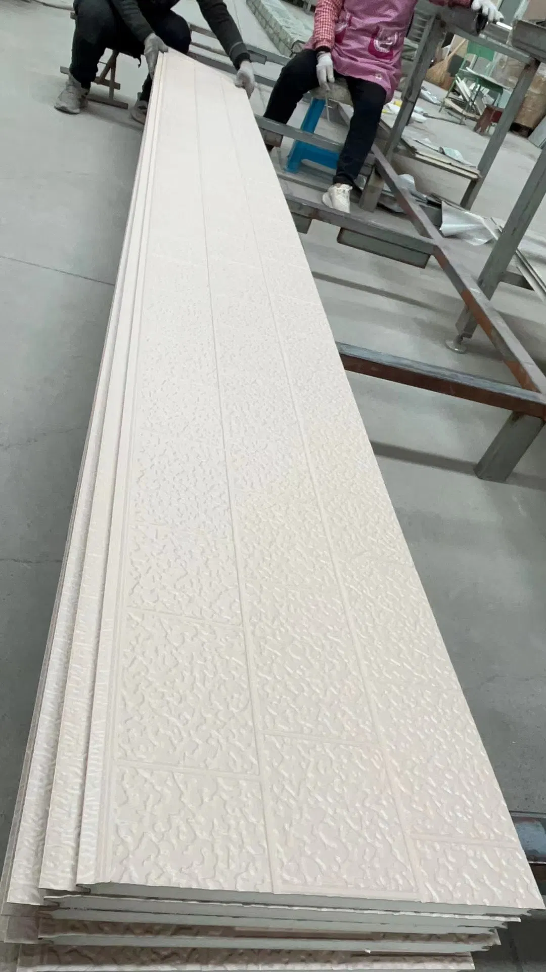 Decorative Insulation Polyurethane Foam Metal Carved Wall Panel Wall Claddings with Different Colors Water Proof