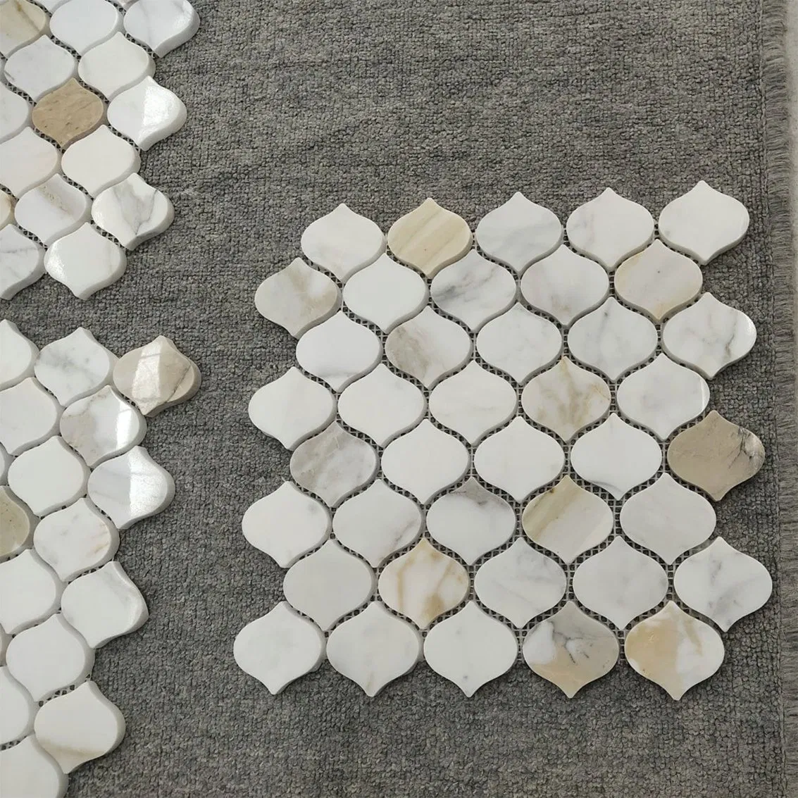 Factory Price Italy Natural Calacatta Gold White Parquet Marble Kitchen Backsplash Mosaic Tile