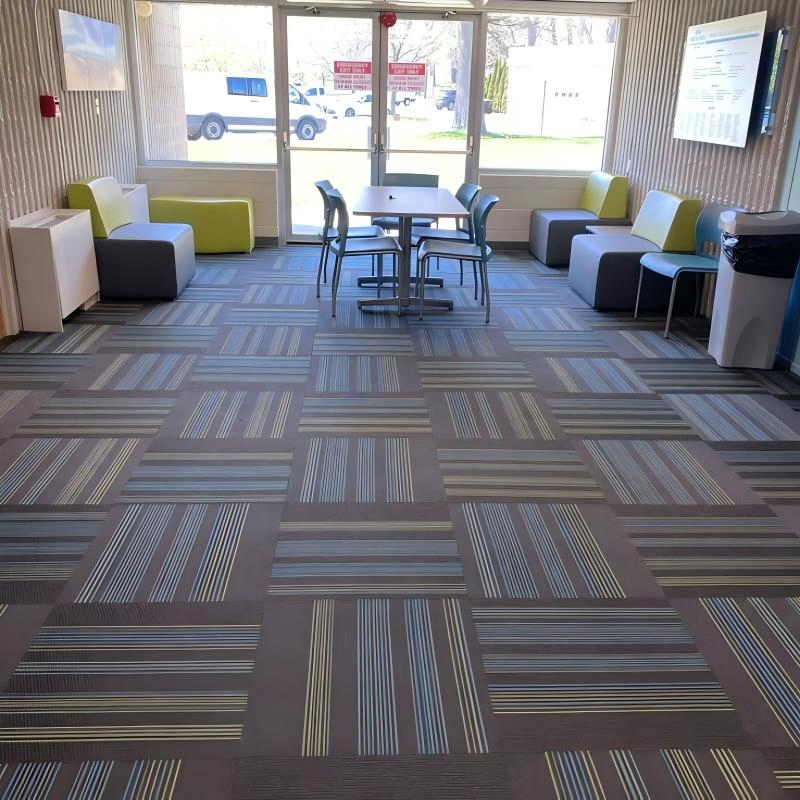 Commercial Office Space PVC Backed Loop Pile Engineering Modular Carpet Tile