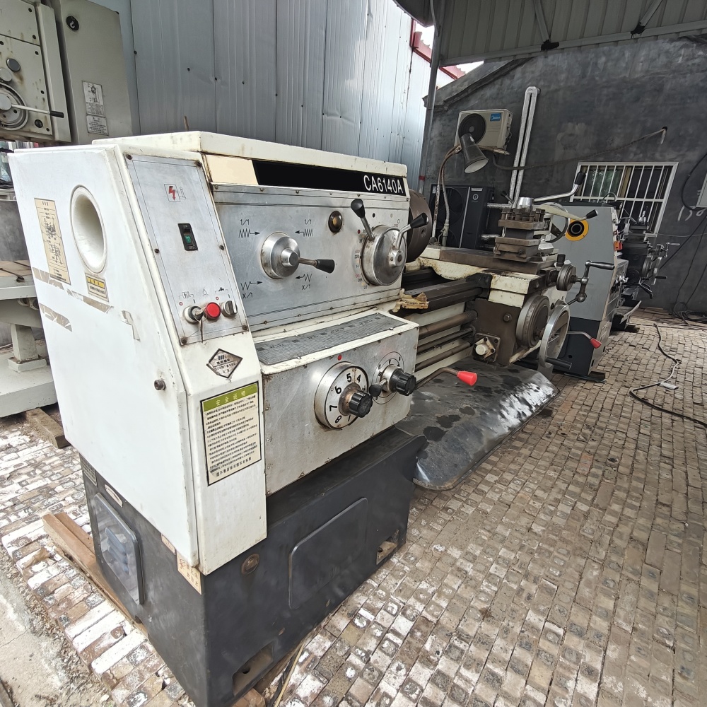 Conventional lathe machine