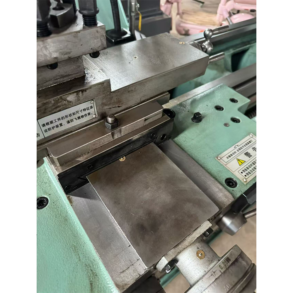 Lathe Chuck with 4 Independent Jaws 125 Mm Lathe Machine Max Turning Diameter When Centering 500 Mm