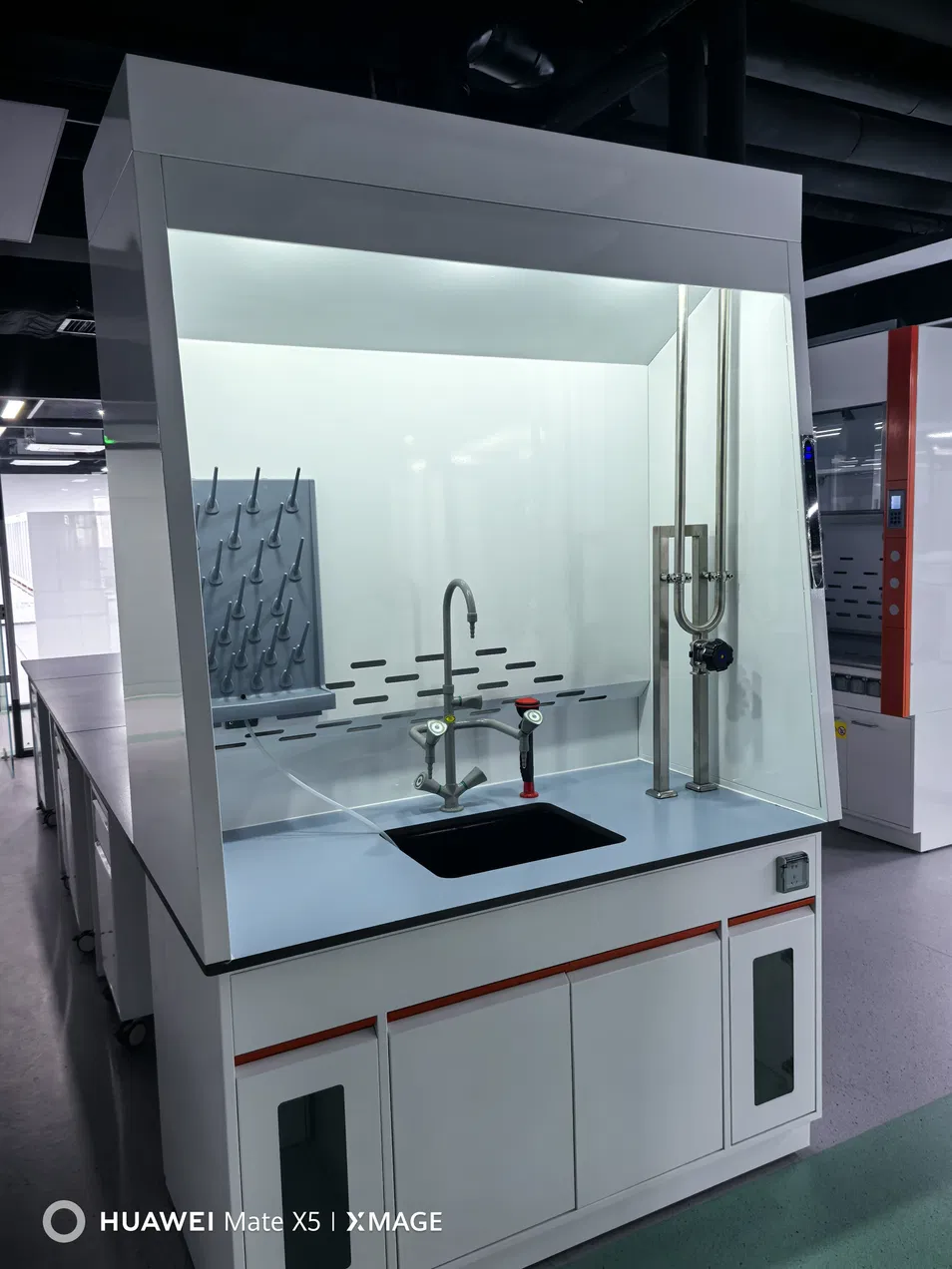 Fume Hood Detailed Structure