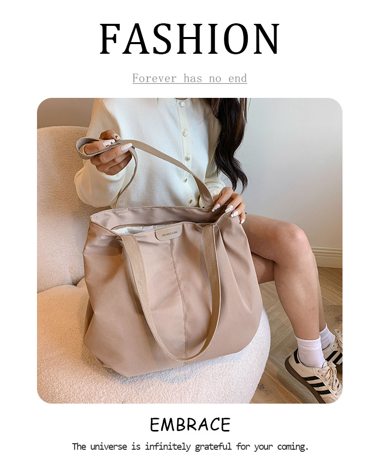 Tote Bag Showcase 1