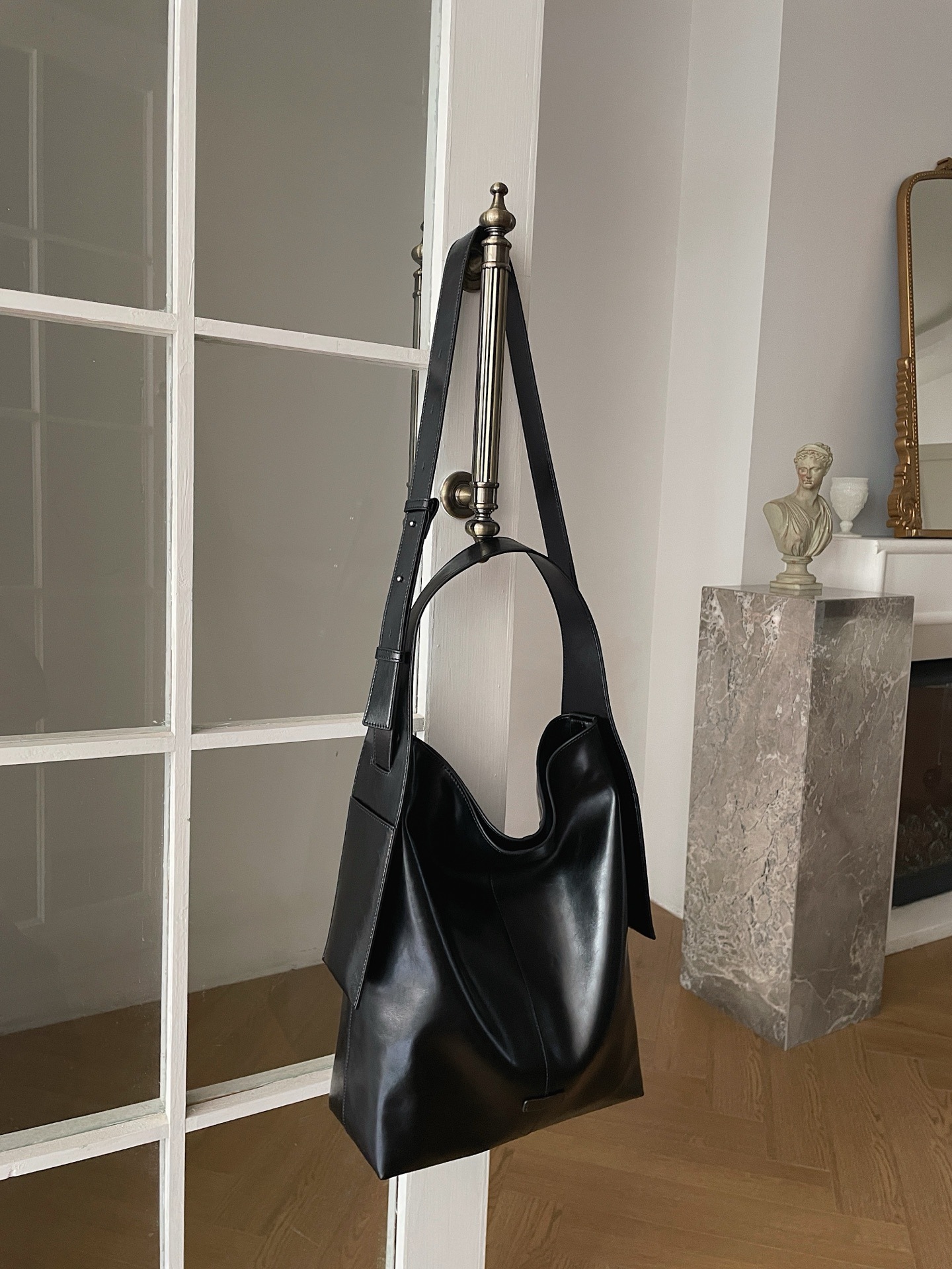 Small Genuine Leather Bag Women Casual Versatile Bucket Bag Single Shoulder Tote Crossbody Bag