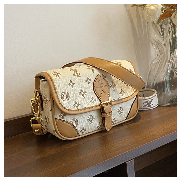 Fashion bag detail 15
