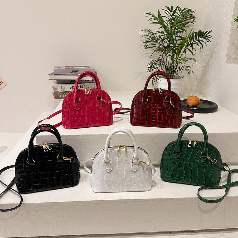 Fashion Alligator Pattern Shell Shape Single Strap Crossbody Bag With Chains Zipper Closure Waterproof Women Pu Leather Handbag