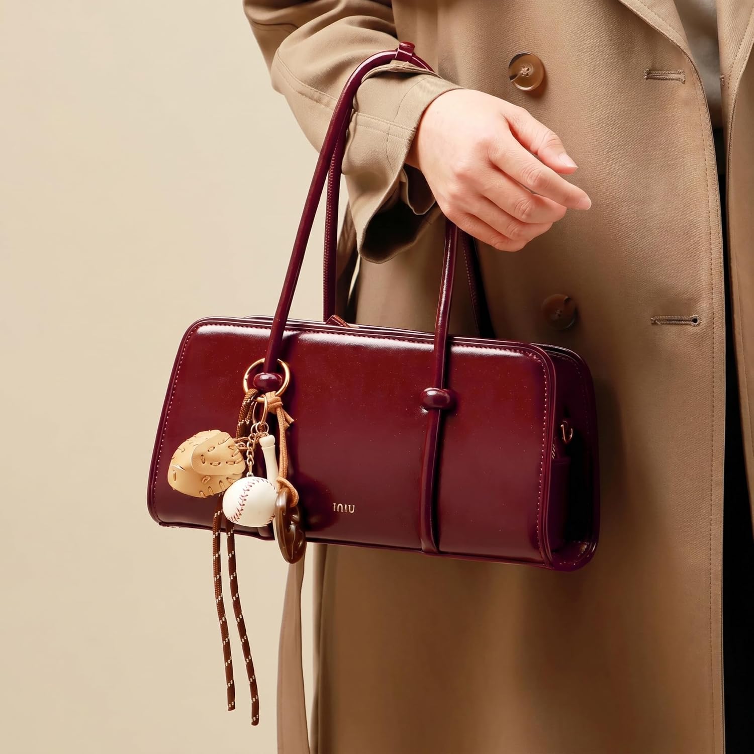 Women's Spacious Multi-Pocket Fashionable Shoulder Bag &amp; Crossbody Handbag with Zip Closure