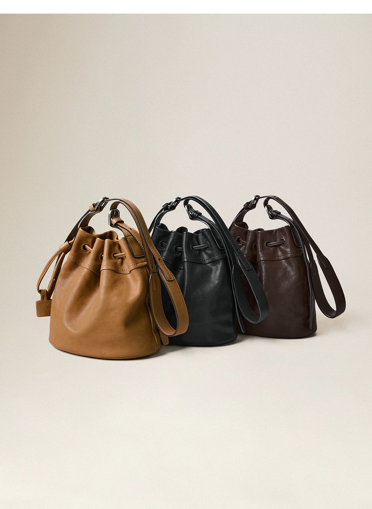 Qiu PU Yunshu Small Bucket Bag Retro Simple All-match Single Shoulder Crossbody Drawstring Solid-color Stitching
