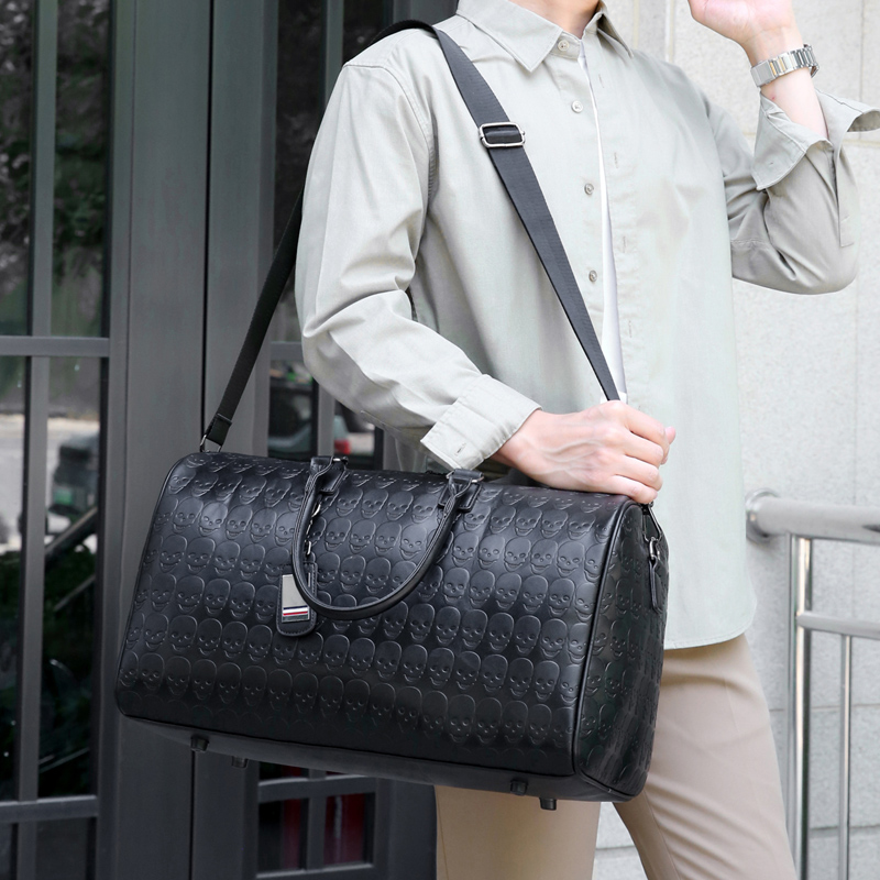 Stylish Fashion Foldable Waterproof PU Leather Unisex Travel Duffel Bag with Zipper Closure for Outdoor Activities and Commuting