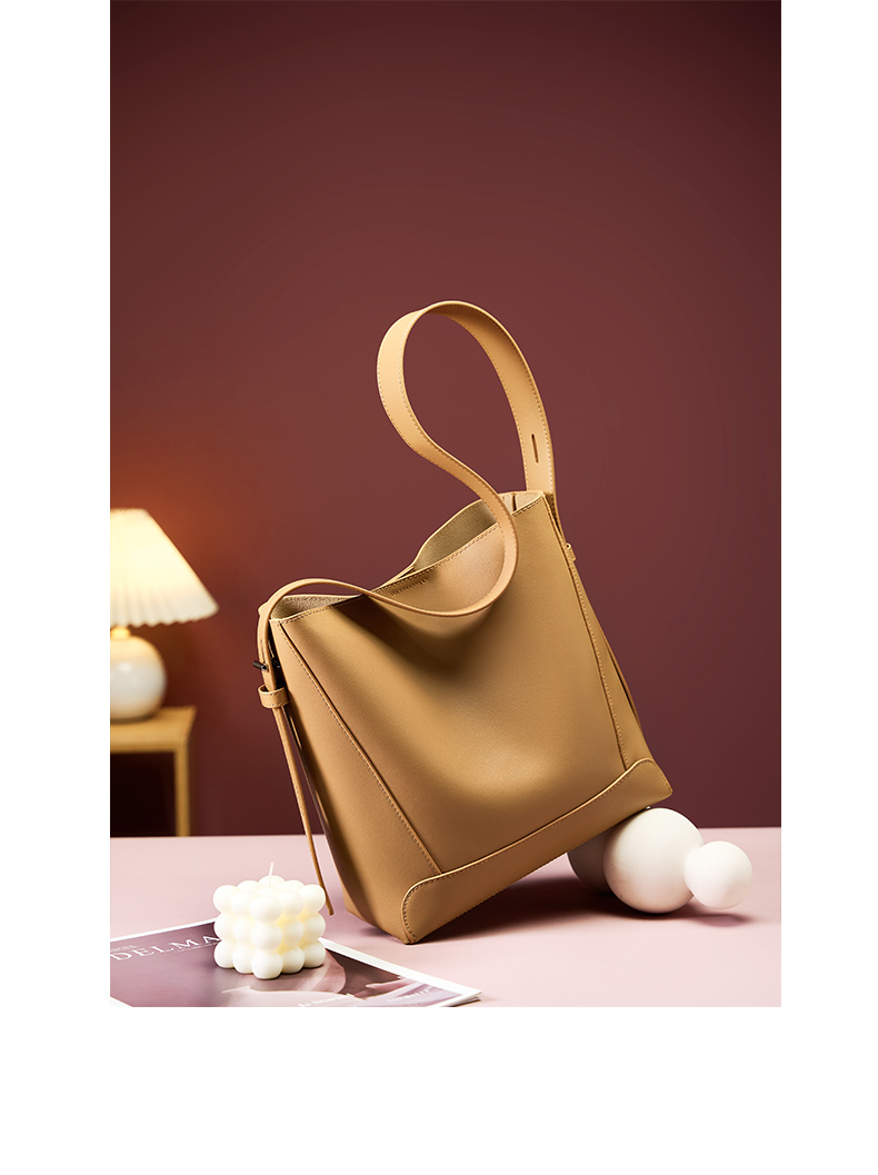 Genuine Leather Bucket Bag Showcase 10