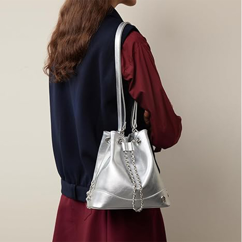 Factory-customized 2024 New Fashion Versatile PU Bucket Bag with Polyester Lining Trendy Casual Chain Shoulder Bag for Women