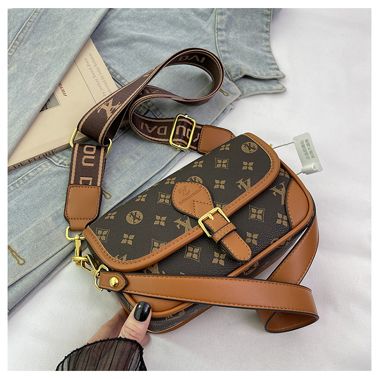 Fashion bag detail 10