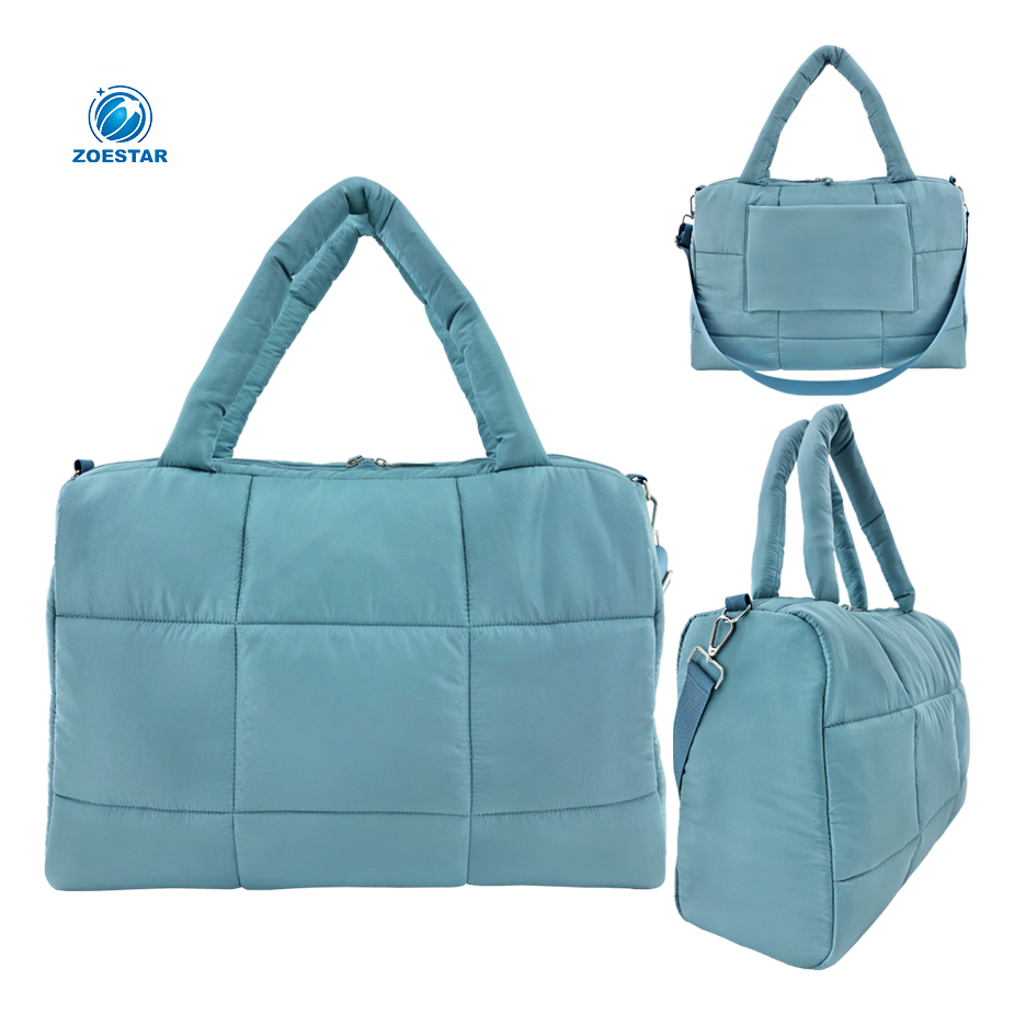 Unisex Waterproof Travel Duffel Bag Large Capacity Nylon Gym Sports Weekender Bag with Zipper Quilted Design