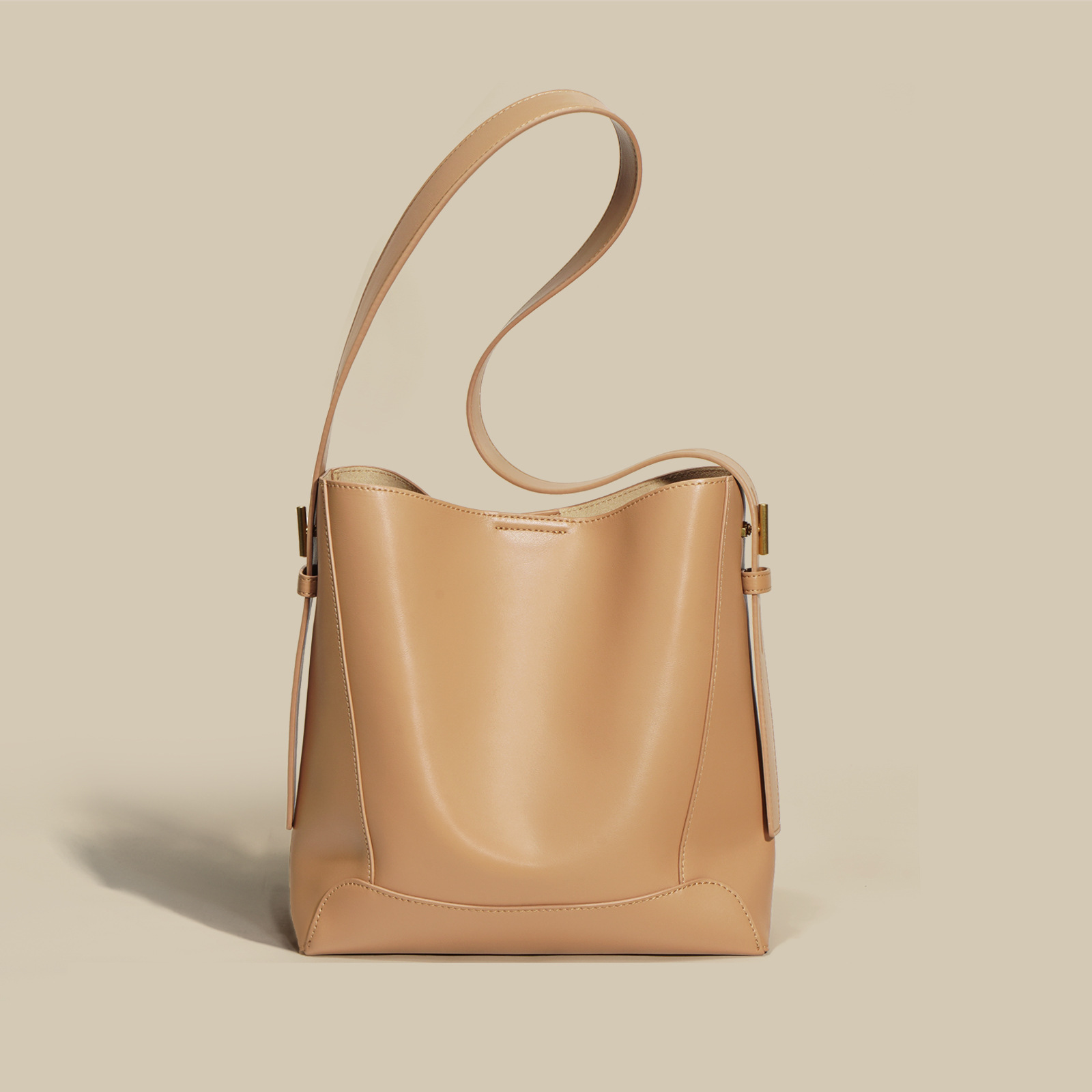 2024 the Chain Quilted Bucket Bag Custom Faux Leather Plaid Branded Tote Bucket Bags White Handmade Office Tote Bag for School