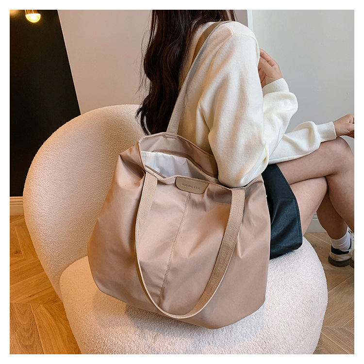 Tote Bag Showcase 3