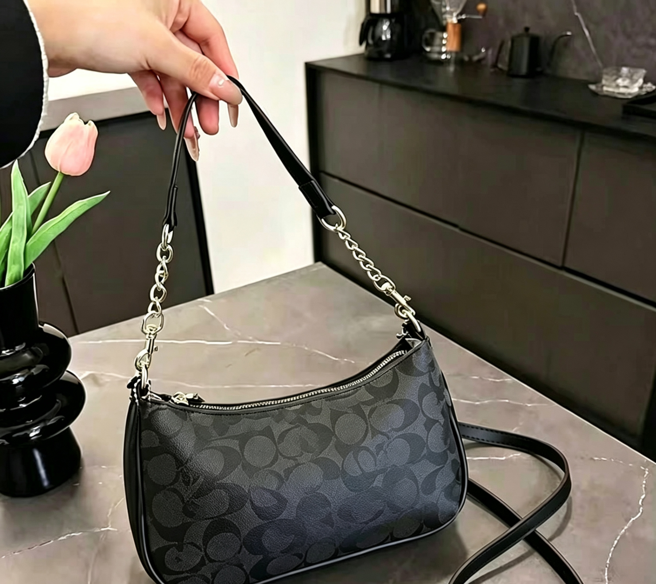New Fashion Vintage Women's PU Leather Waterproof Zipper Crescent Underarm Bag Bohemian Casual Chain High Shoulder Hobo Handbags