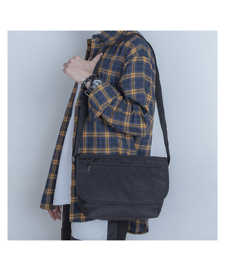 Fashion Young People Satchell Mens Shoulder Sling Bag Classic Crossbody Bag Purse Messenger Bag