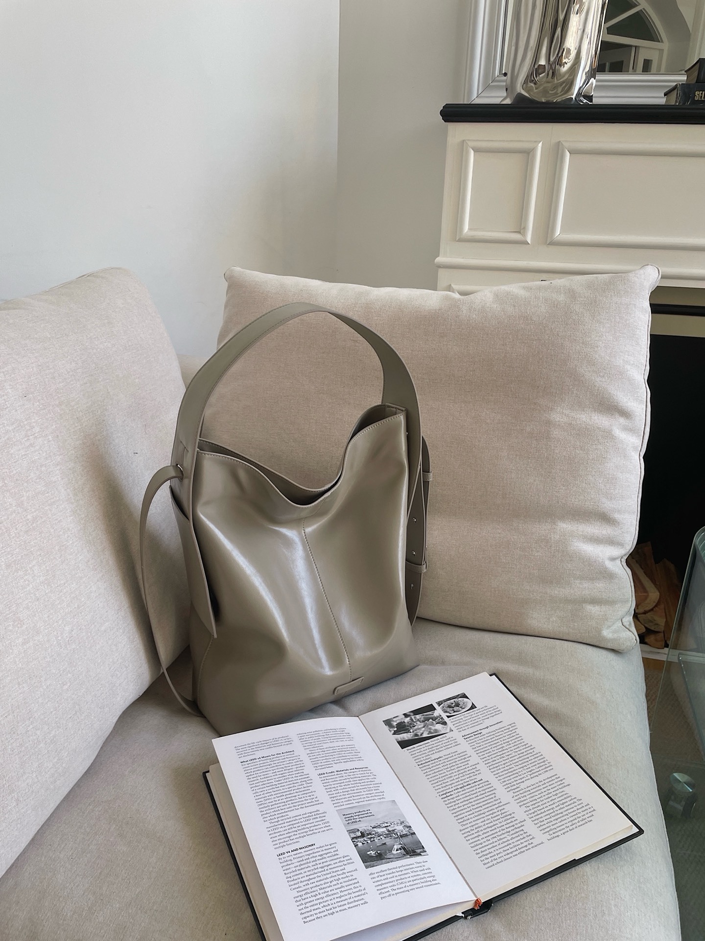 Small Genuine Leather Bag Women Casual Versatile Bucket Bag Single Shoulder Tote Crossbody Bag