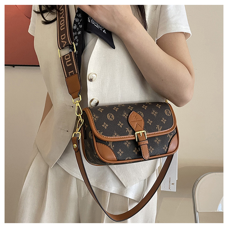 Fashion bag detail 22