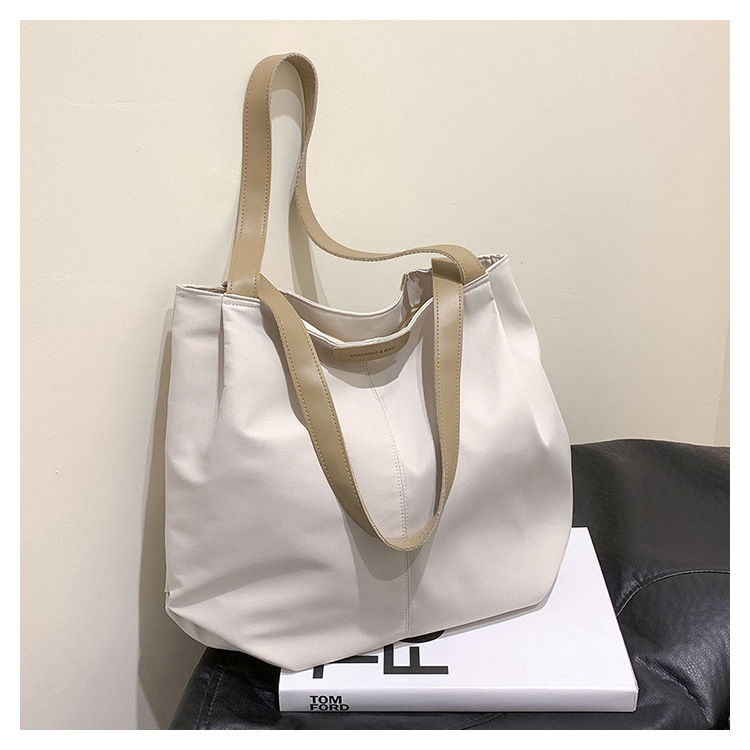 2023 Tote Bag Nylon Large Capacity Simple Shoulder Bag Casual Art Fabric Tote Beach Bag