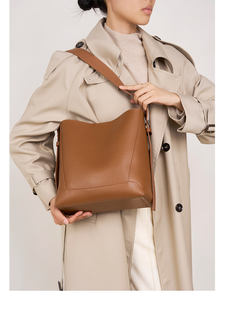 Genuine Leather Bucket Bag Showcase 12