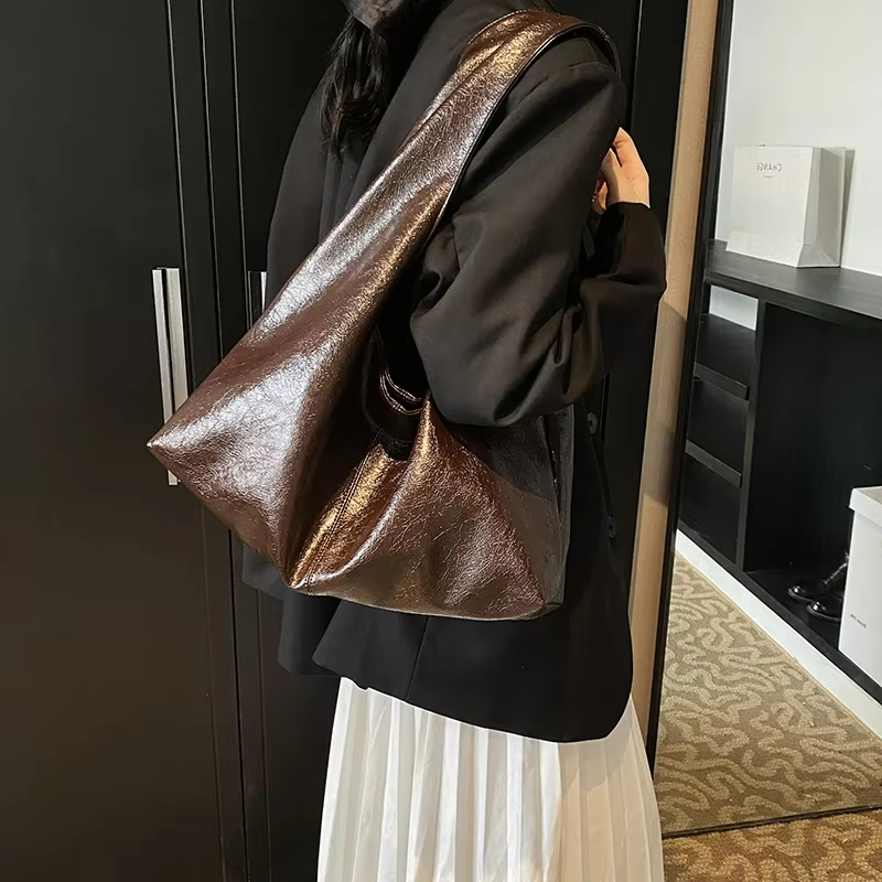 Designer Fashion Large Capacity PU Leather Underarm Hobo Bags for Women 2024 New Trend Water Resistant Zipper Closure Portable