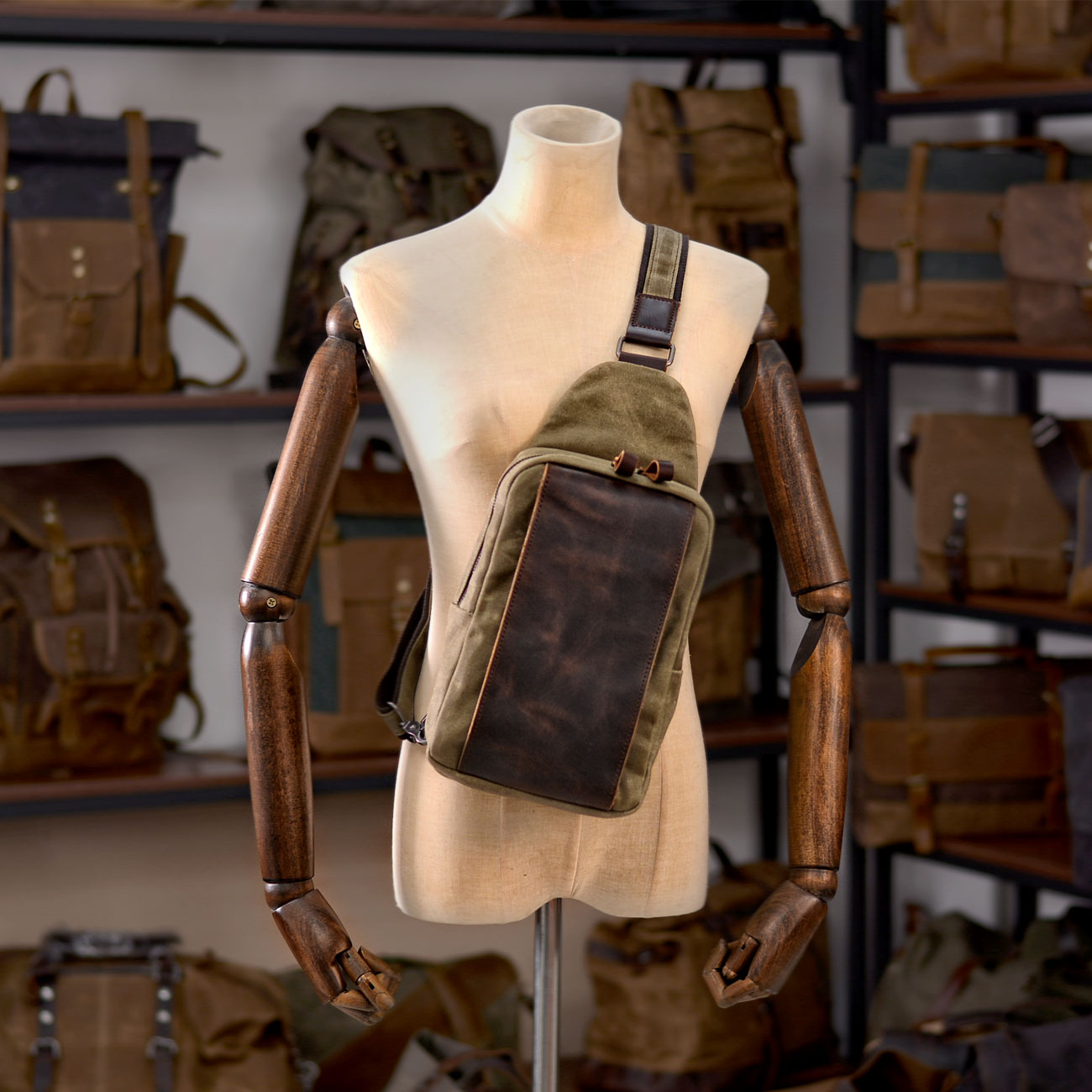 Casual Men's Chest Bag Batik Canvas Cowhide Waterproof Crossbody Bag Outdoor Travel Small Satchel Simple Daily Small Bag