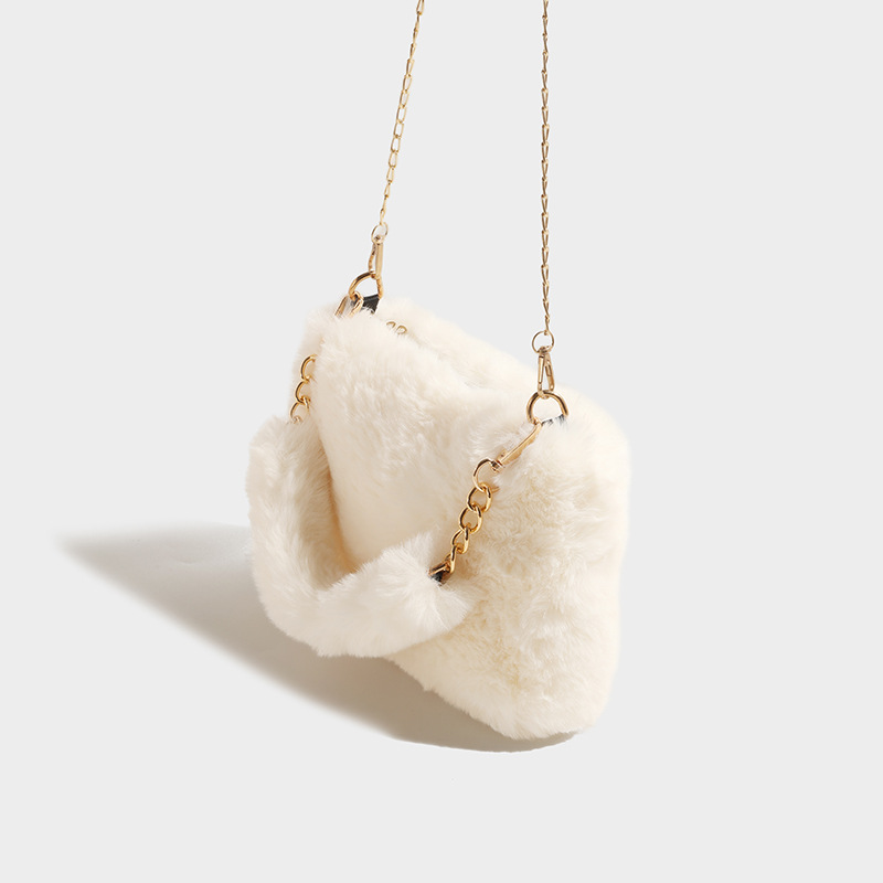 2025 New Fashionable Open-Close Women's Plush Messenger Bag Cute Furry Satchel Shoulder Chain Crossbody Bag