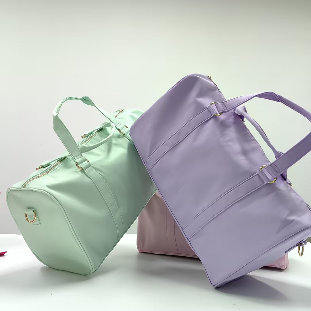 Eco Friendly Custom Women Garment Organizer Storage Sports Gym Bags Nylon Waterproof Overnight Travel Bag Weekender Duffel Bags