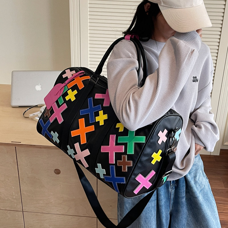 OEM ODM Sports Gym Waterproof Large Pu Leather Travel Duffel Bag Custom Patch logo Duffel Travel Bag for Men