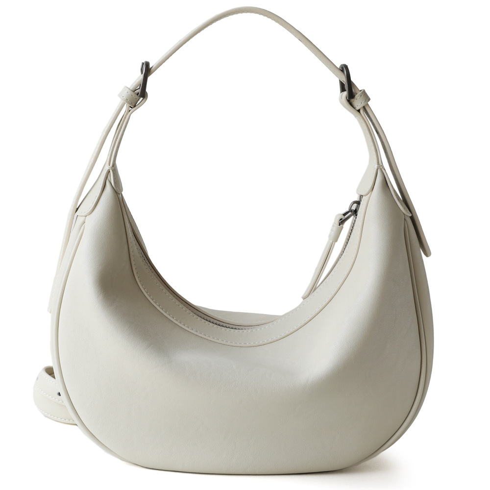 Xie Mengyao's Genuine Leather Crescent Hobo Commuter Shoulder Bag Zipper Closure Detachable Handle Women's Summer 2025