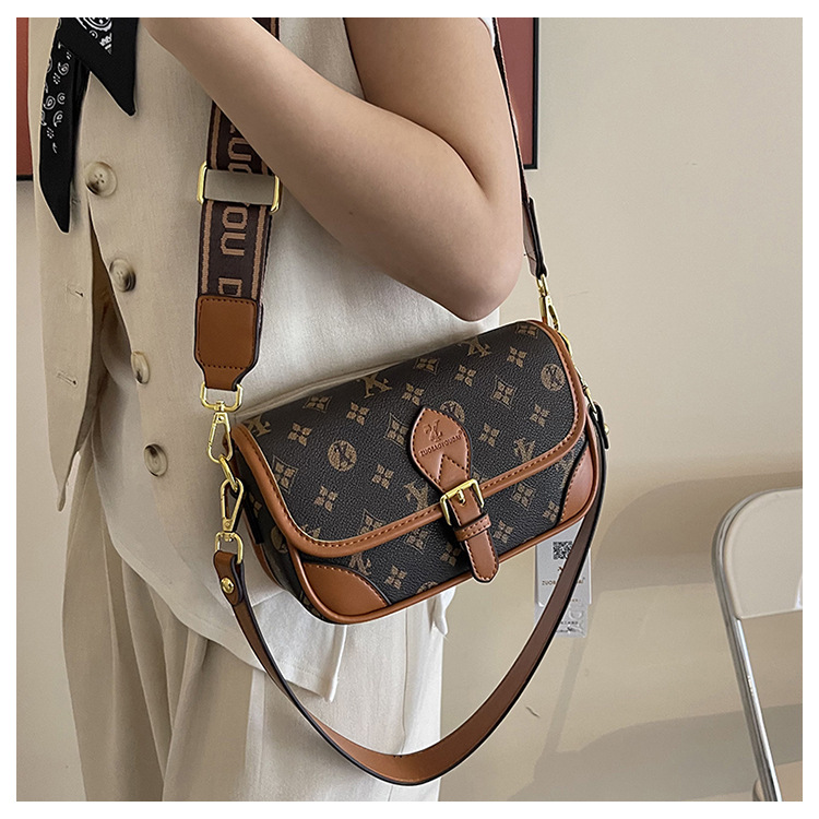 Fashion bag detail 21