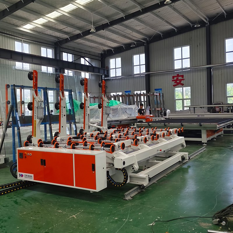 2024 قطع الزجاج باستخدام CNC عالي الجودة