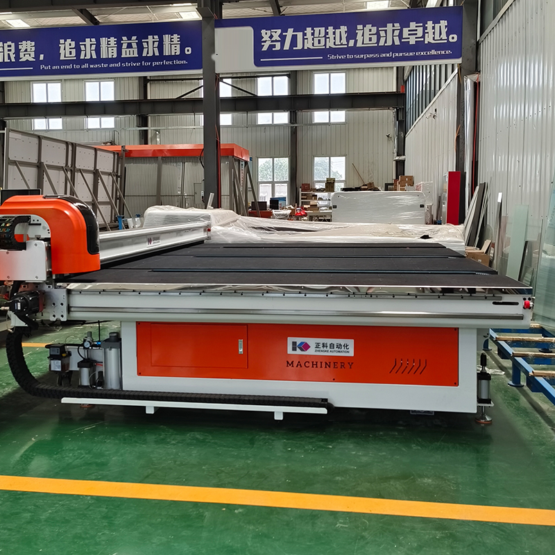 2024 قطع الزجاج باستخدام CNC عالي الجودة