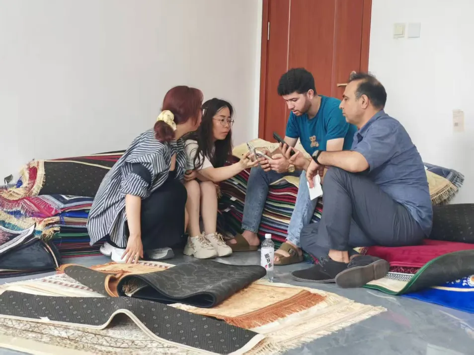 العملاء