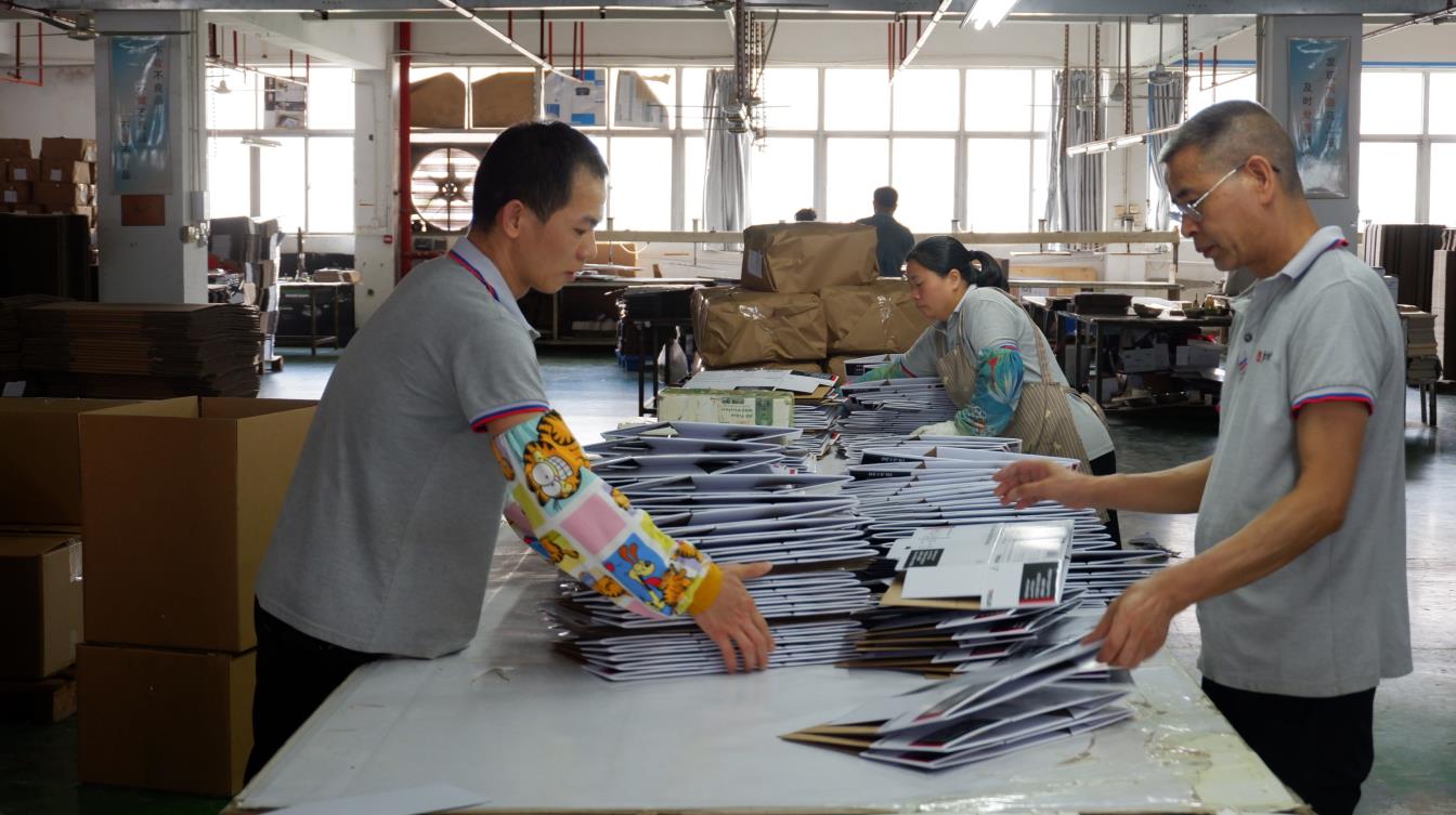 Final quality control (FQC) inspection process at RLL Logistics