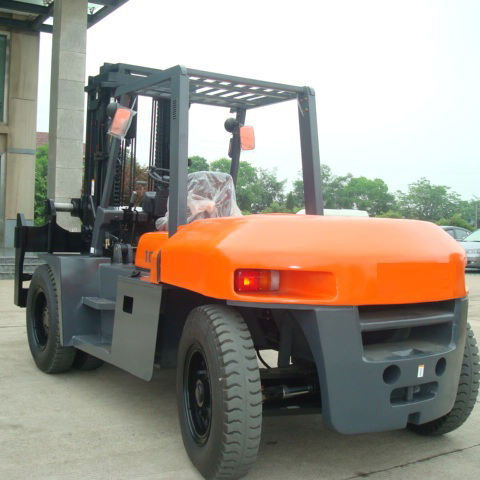 China Heli Diesel Forklift 10 Ton Capacity with Tcm Style Japan Engine Solid Tires Forklift Truck