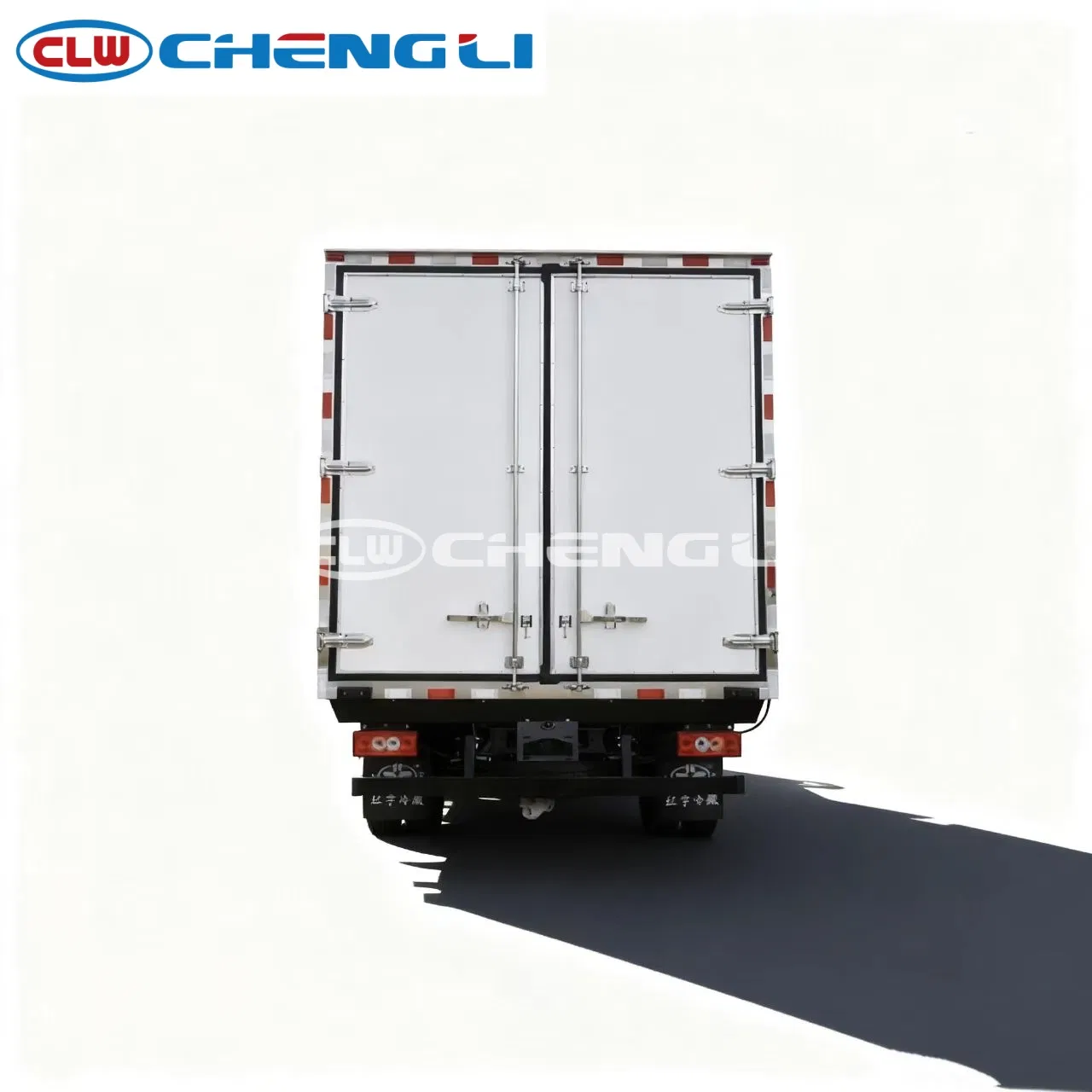 Sinotruk New 10 Ton Refrigeration Truck with Food Freezer Cooling Box Truck Cargo