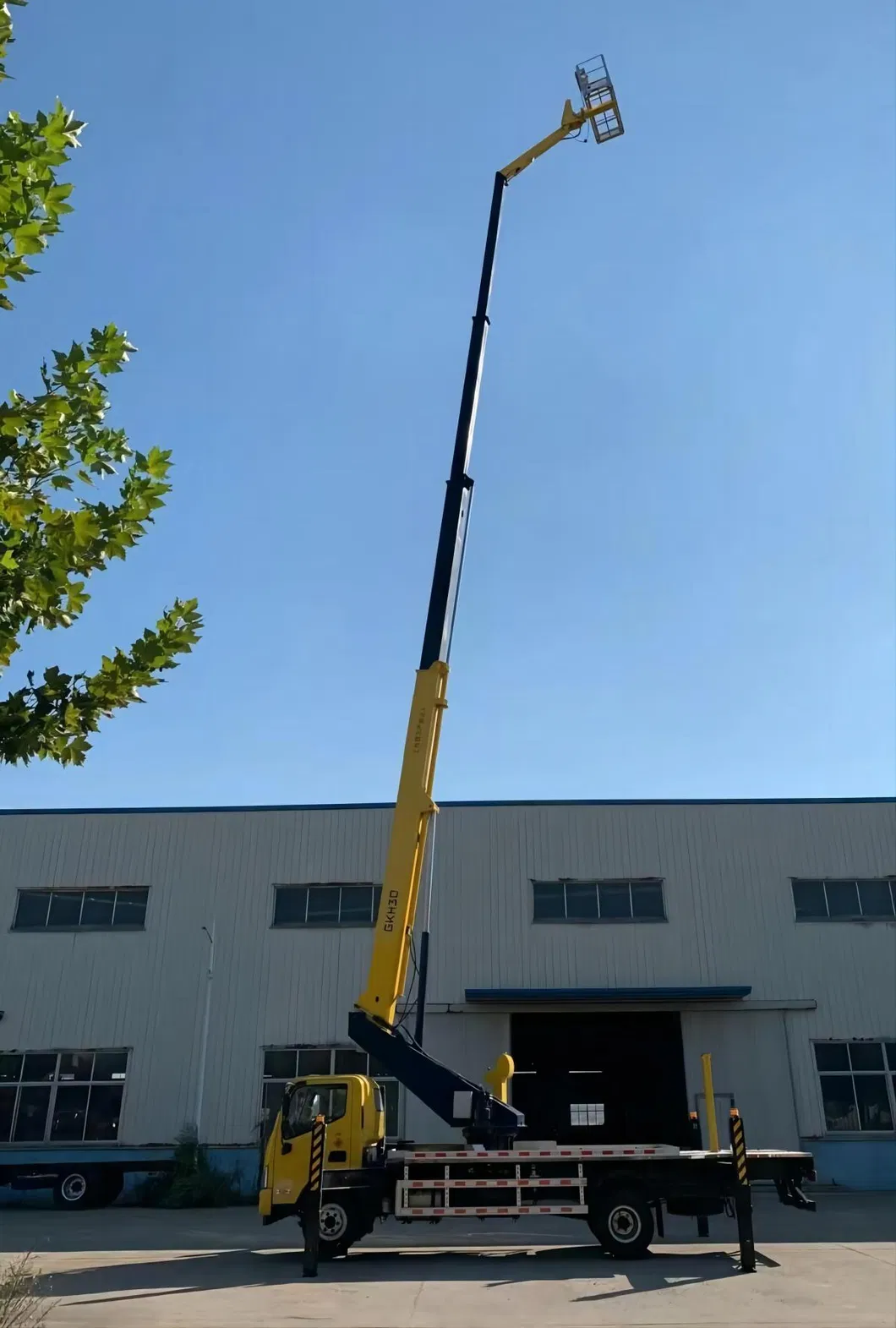 Aerial Truck Detail 8