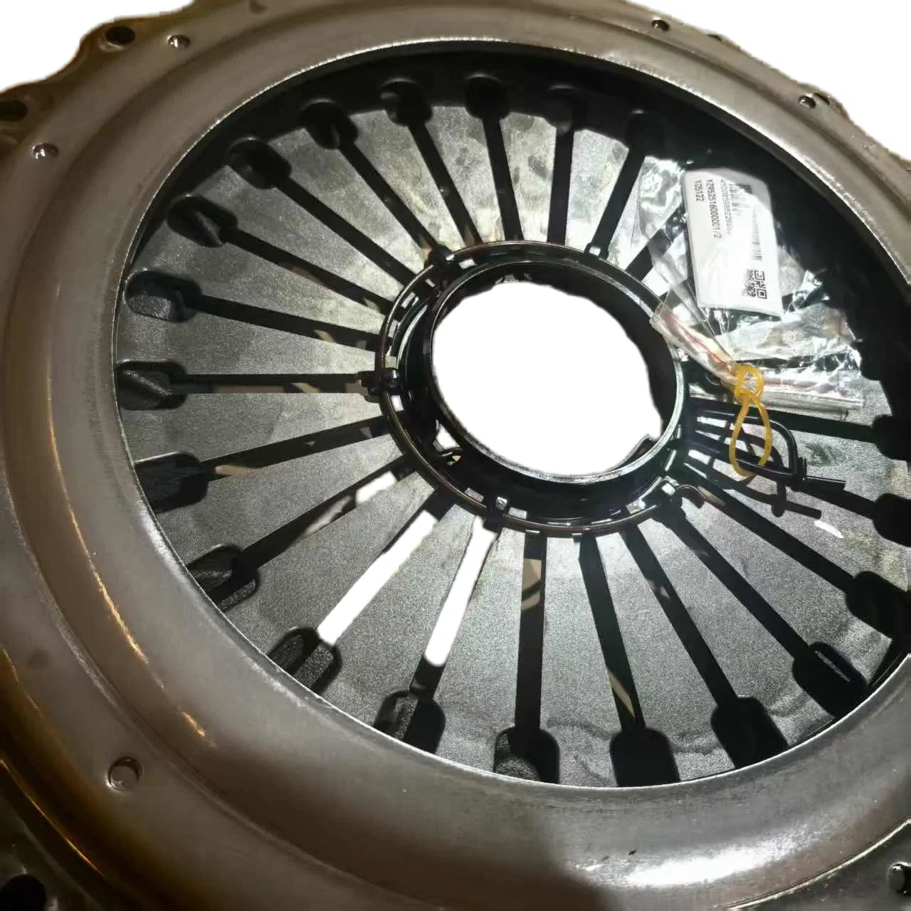 Quality Clutch Cover Assembly 430mm for Sinotruk Heavy-Duty Truck Parts Yz952516000001/2