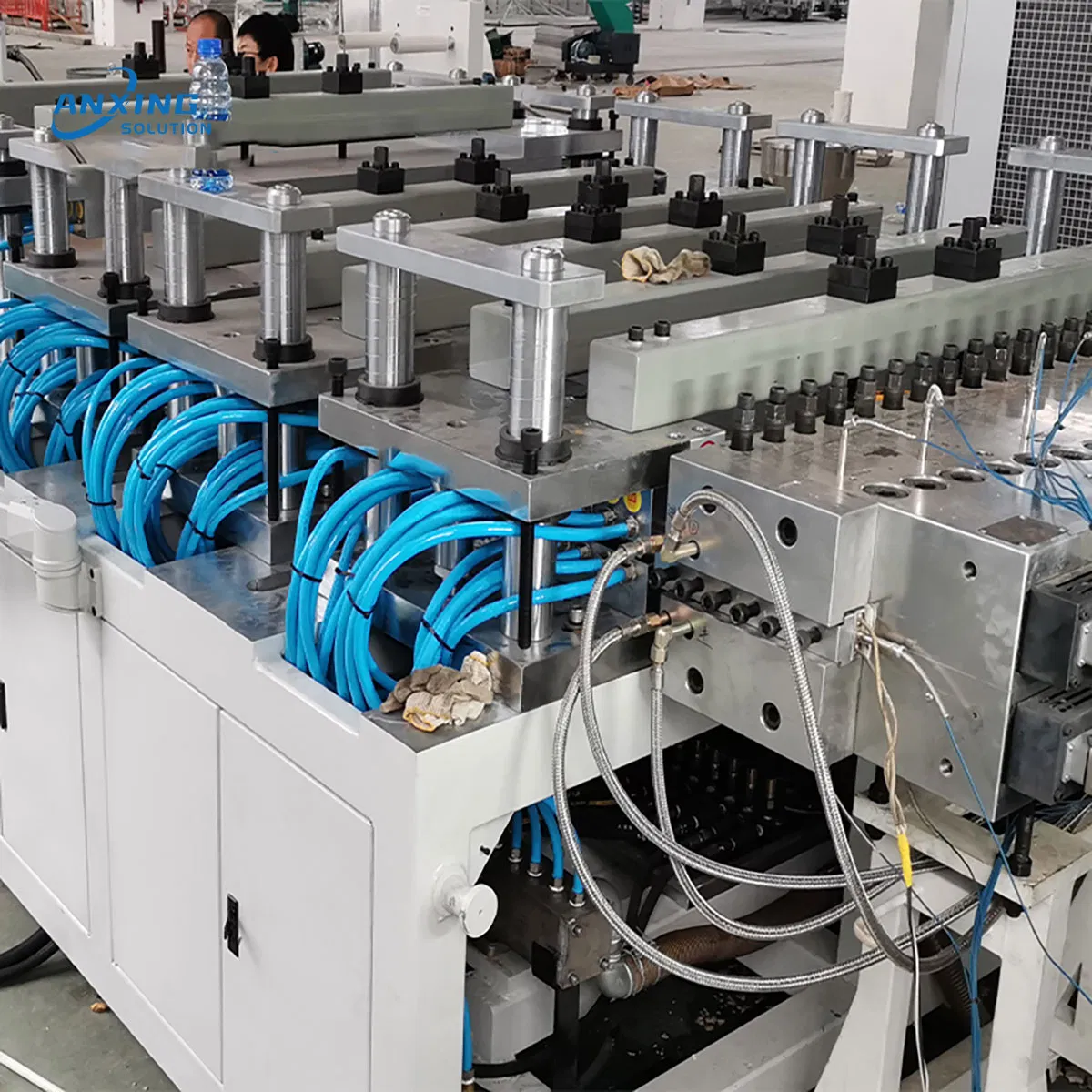 China Foaming Board Extrusion Line High Quality of PVC Foam Board Extrusion Machine