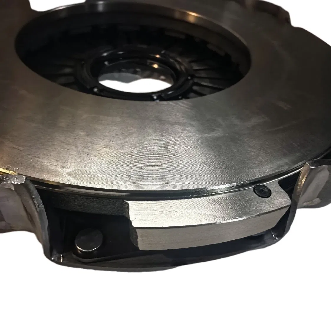 Commercial Vehicle Sinotruck HOWO FAW Shacman Foton Kamaz JAC Clutch Kit Tractor Car Auto Dump Truck Heavy Vehicle Parts