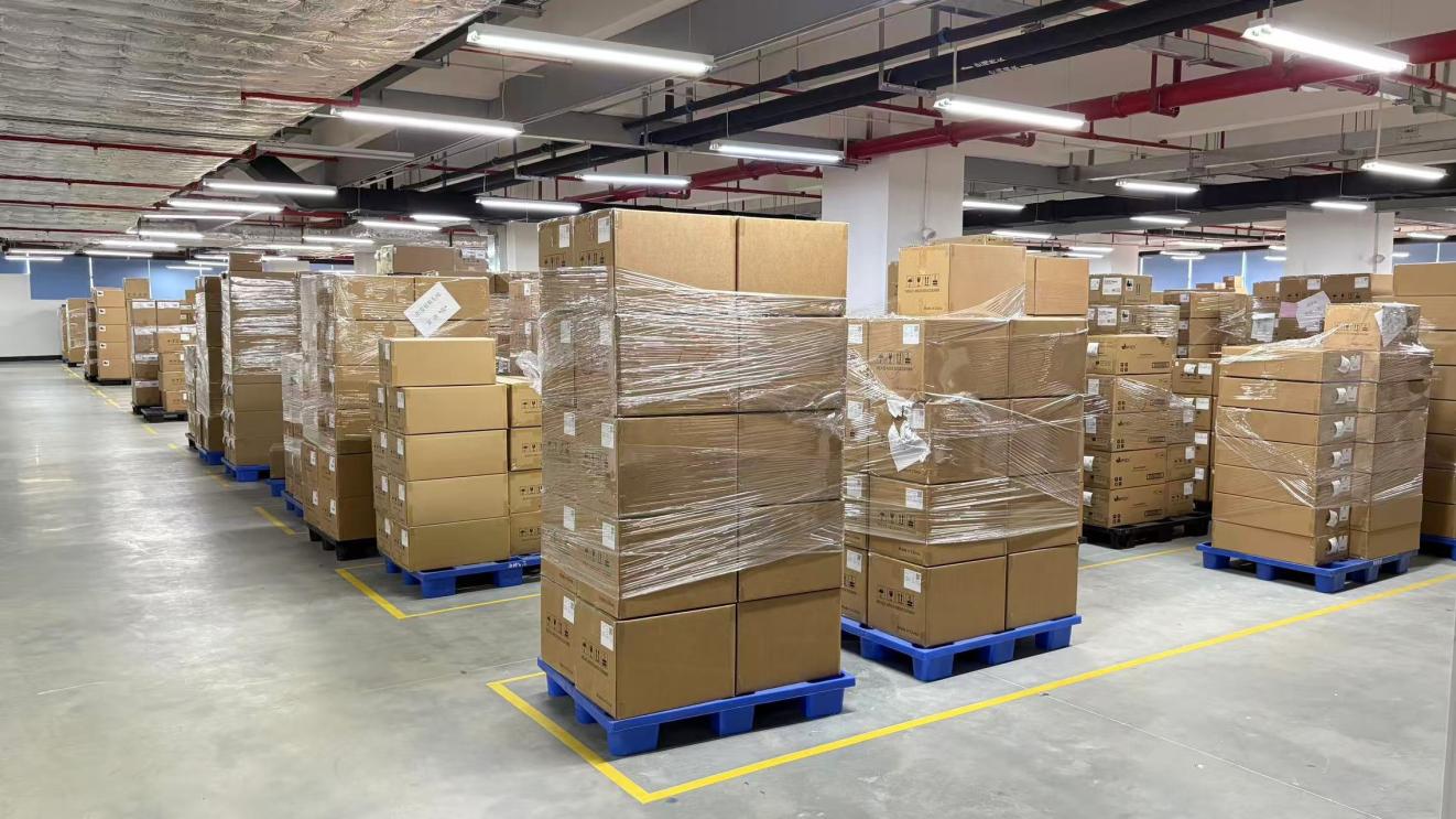 Finished product logistics management and warehousing at RLL