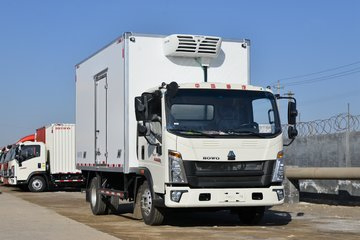 HOWO Refrigerated Truck with Temperature for Cold and Fresh Food Transportation